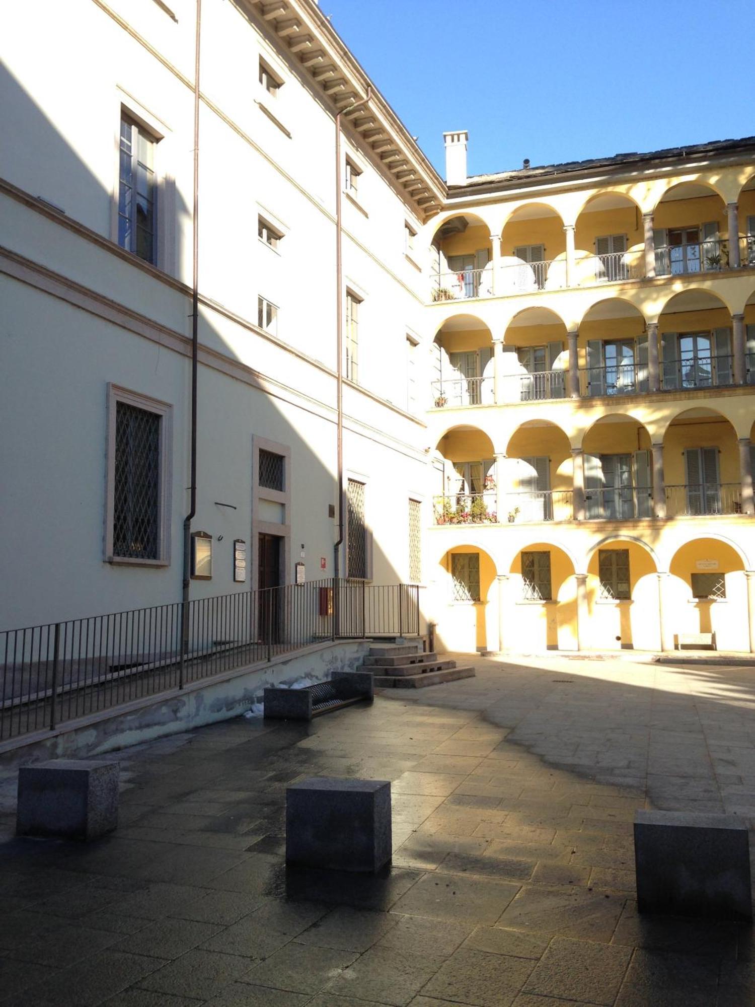 Giuditta Freecarpark&Garden Domodossola Buitenkant foto